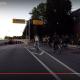 youtube-Standbild, Radfahrer auf der südlichen Zufahrt zum Kreisel Ochsenzoll