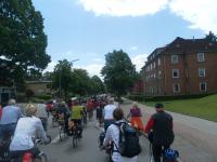 Fahrradsternfahrt auf der Langenhorner Chaussee, Juni 2012