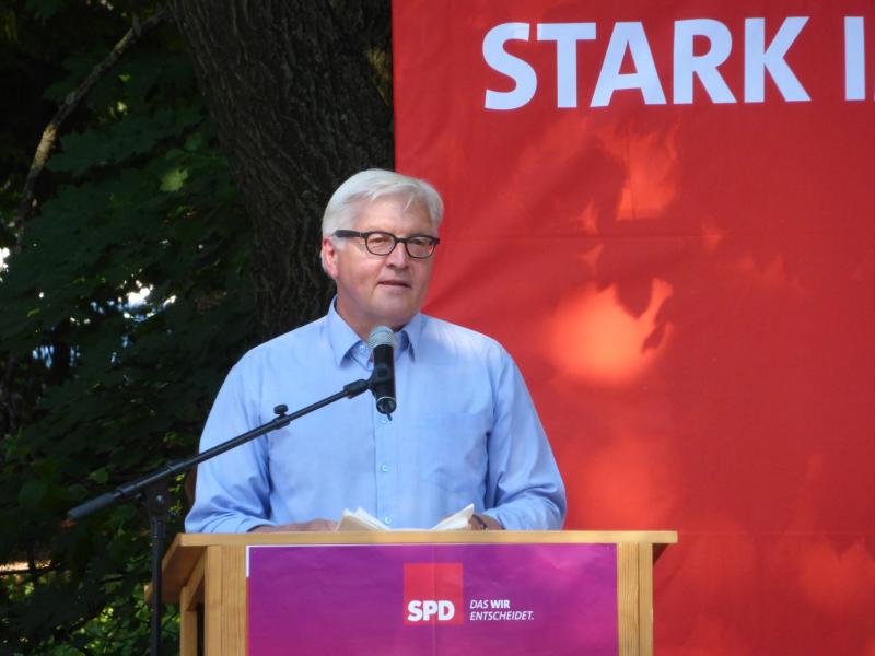 Steinmeier am Rednerpult, hinter ihm der Schriftzug "Stark"